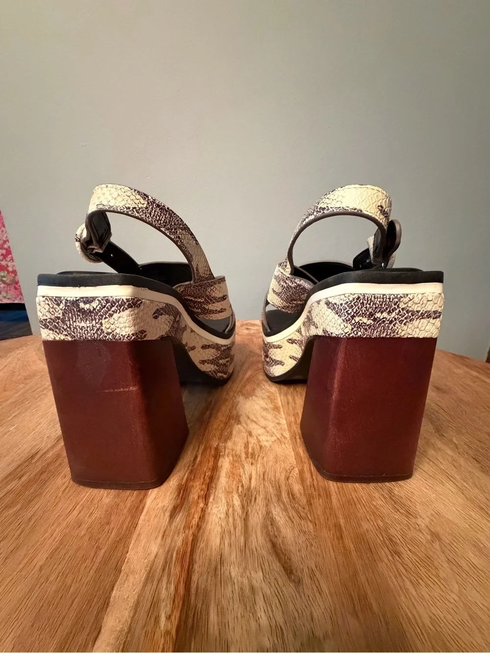 Vince Camuto chunky wooden